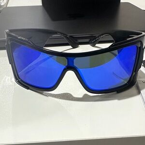 Versace Shield Sunglasses – Blue Mirror Lens | Black Frame | Authentic